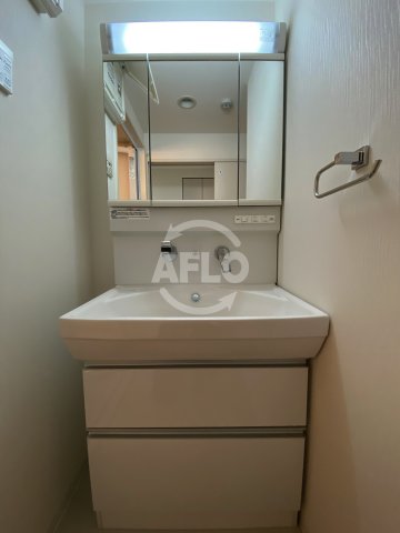 洗面設備　フェリースヴィダ福島　独立洗面台