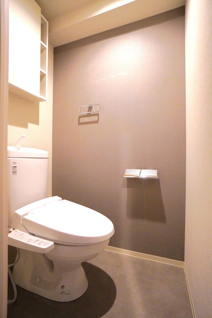 トイレ　※写真は同タイプ住戸です。