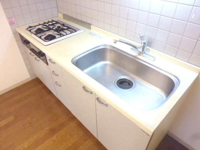 キッチン　★お料理らくらくシステムキッチン3口付です★