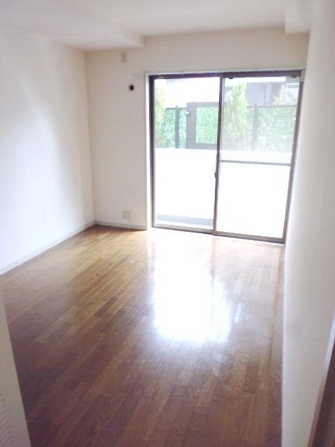 その他部屋・スペース　★明るい洋室です★