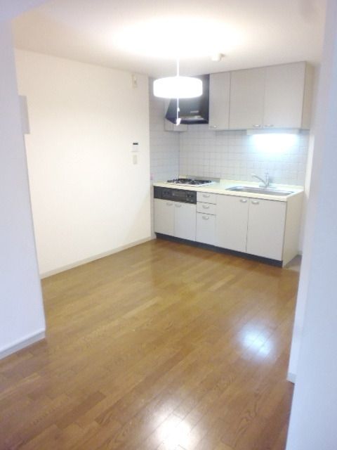 居室・リビング　★ダイニングキッチンです