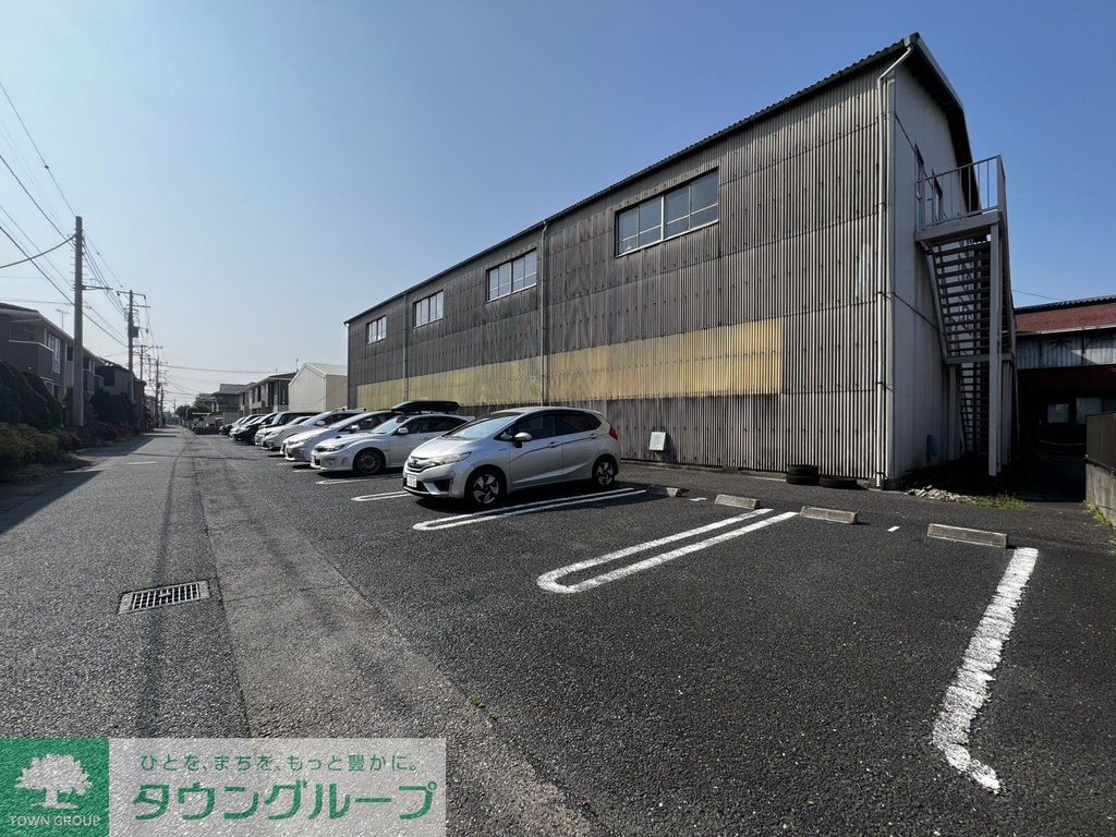 駐車場　駐車場