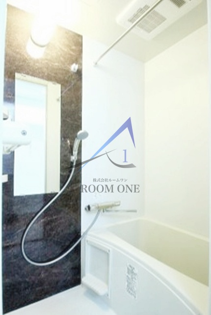 バス・シャワールーム　お風呂です。