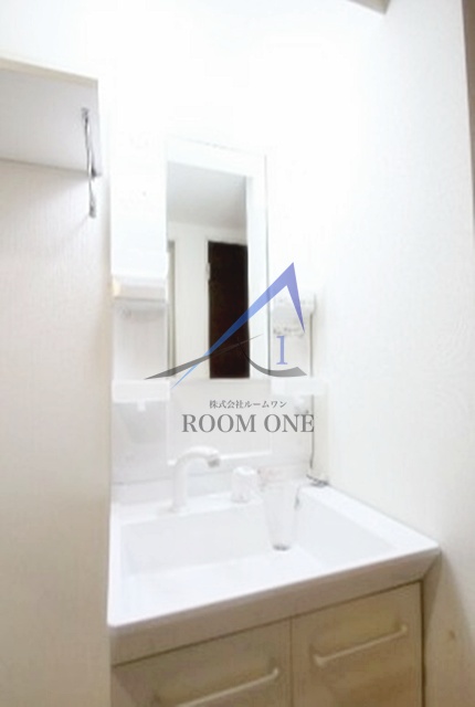 洗面設備　洗面台です。