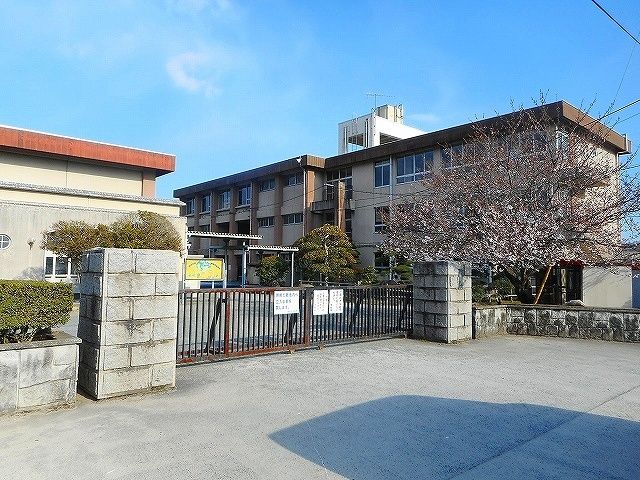 小学校　御野小学校（小学校）まで850m