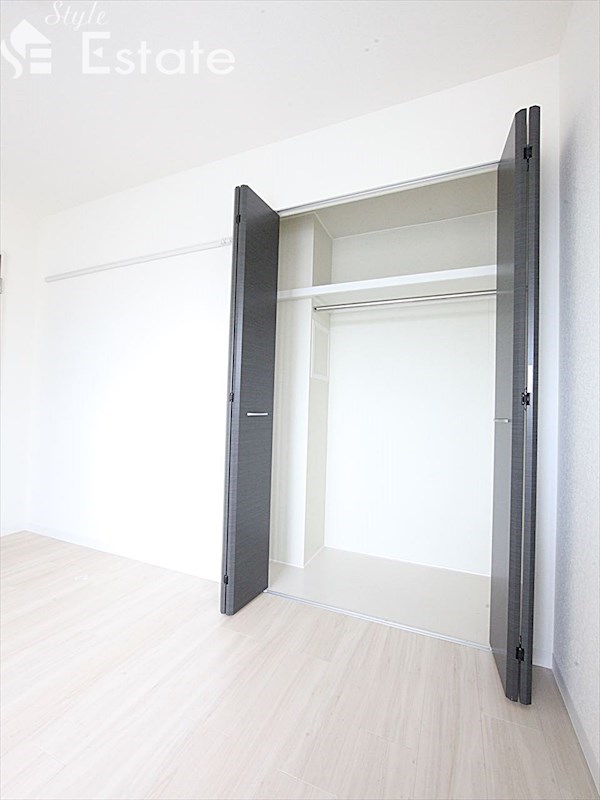 収納　クローゼット