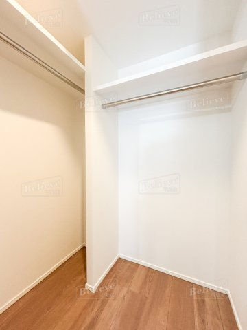 収納　ウォークインクローゼットなので収納豊富です♪