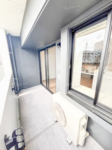 バルコニー　日当たりの良いバルコニー♪