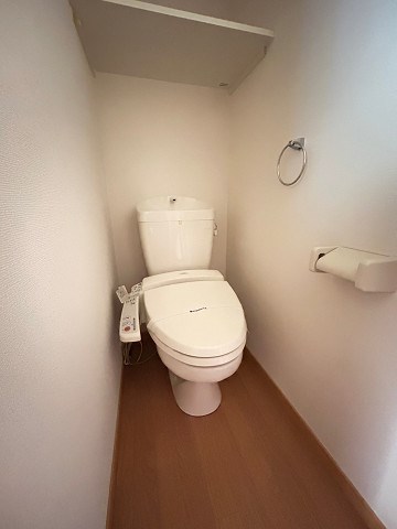 トイレ　トイレもきれいです