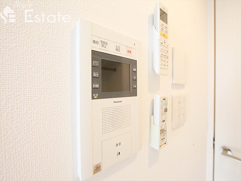 セキュリティ　モニター付きインターホン