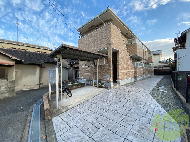 建物外観　豊中市庄本町「メゾンジェルメ」