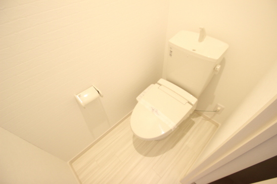 トイレ　※別部屋の写真です