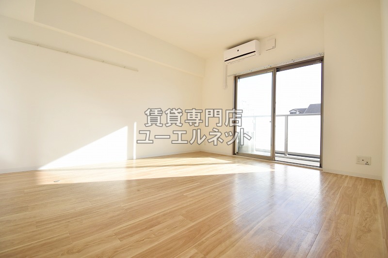 居室・リビング　洋室9.3帖