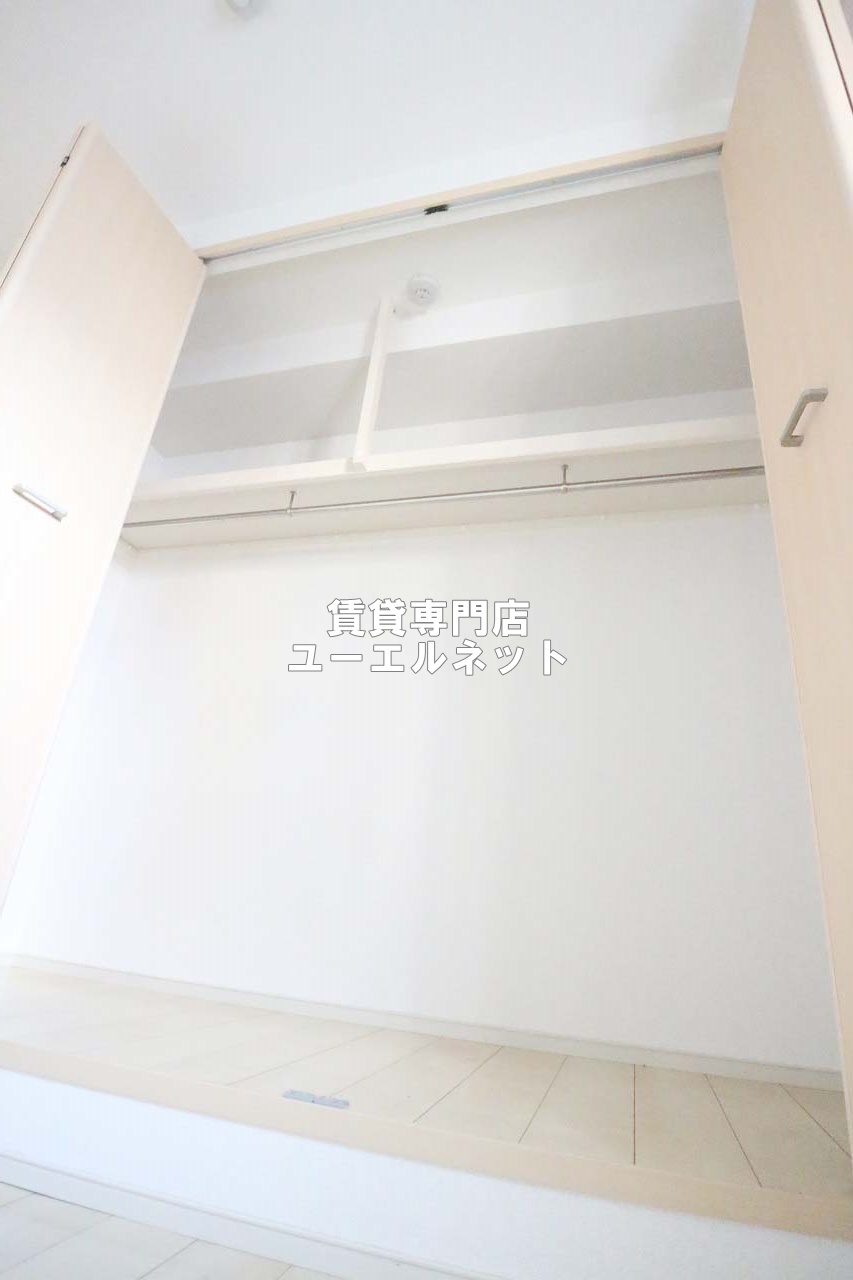 収納　クローゼット付きでお部屋もスッキリ♪