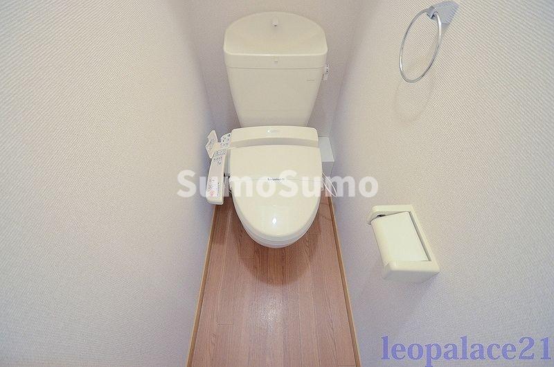 トイレ　トイレもきれいです