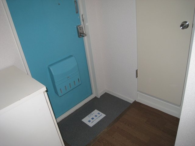 玄関　シューズボックス付き玄関