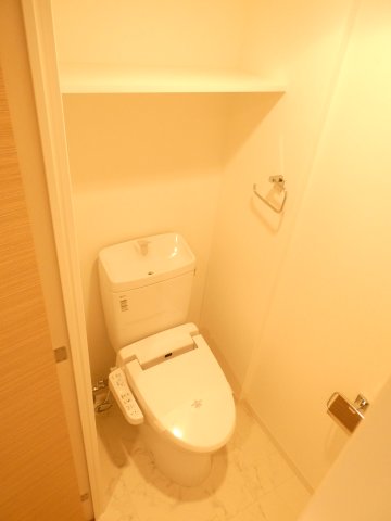 トイレ　※別部屋参考画像