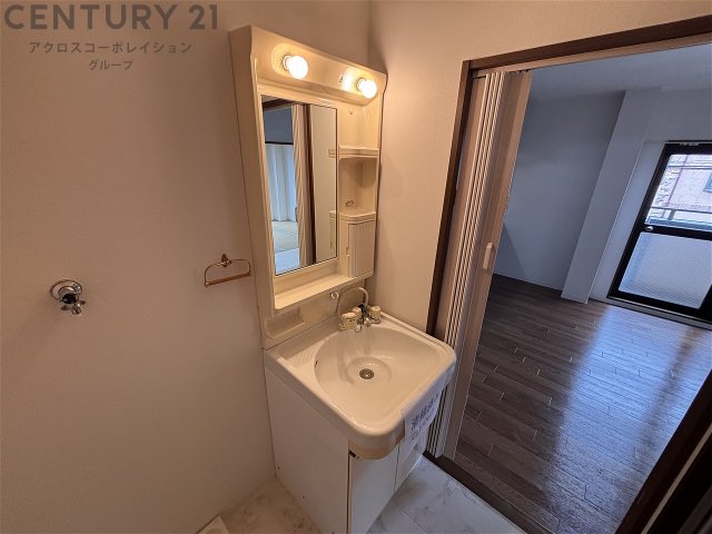 洗面設備　独立洗面化粧台付き☆