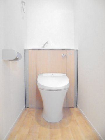 トイレ　清潔感のあるトイレです