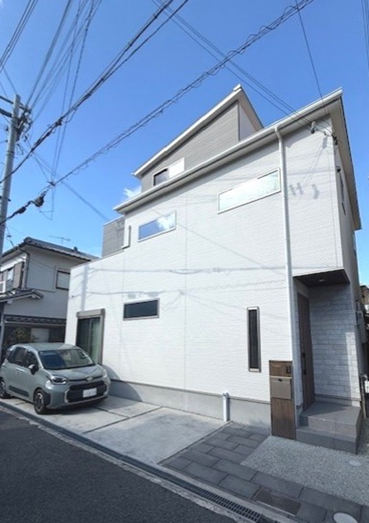 建物外観　落ち着いた雰囲気の外観です