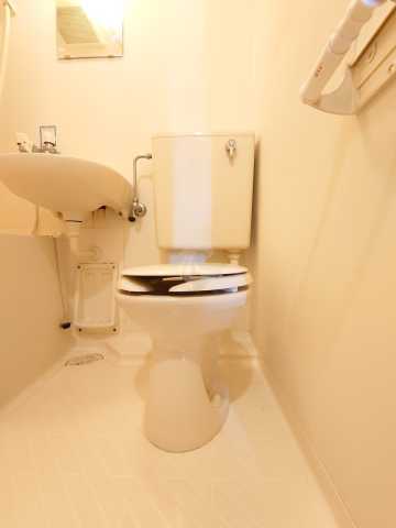 トイレ　ライオンズマンション中野第５