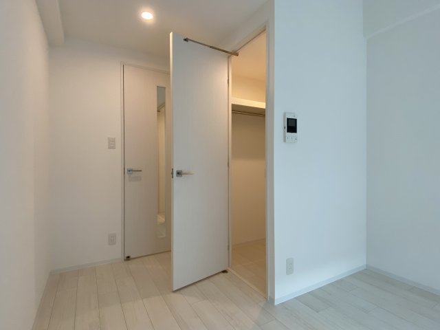 収納　モデル写真