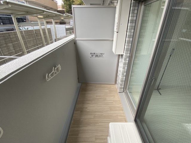 バルコニー　モデル写真