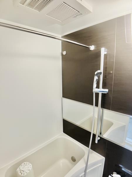 バス・シャワールーム　日々の疲れを癒すお風呂付です