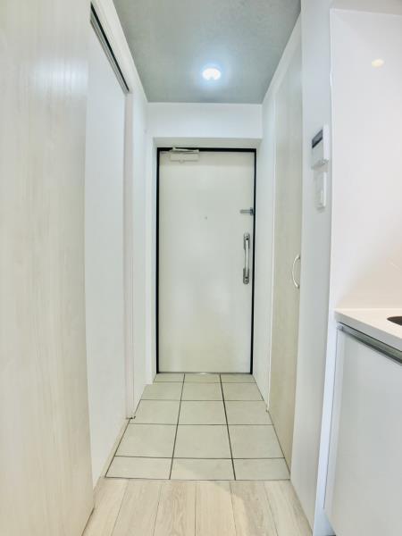 玄関　収納もある玄関です