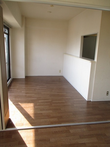 居室・リビング　反転タイプです