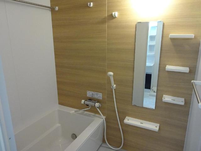 バス・シャワールーム　バス（イメージ）