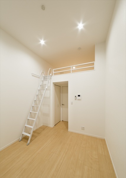 居室・リビング　同仕様