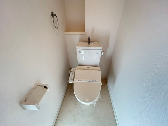 トイレ　※別部屋の写真です