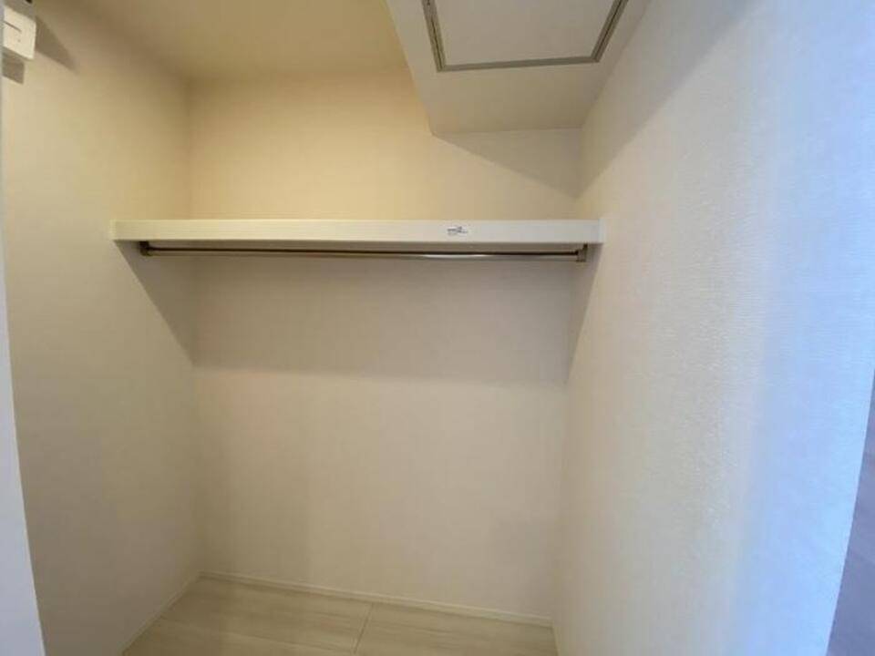 収納　ウォークインクローゼット