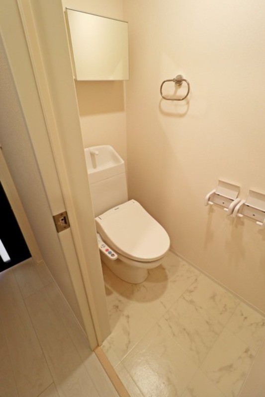 トイレ　図面と現状に相違がある場合には現状を優先