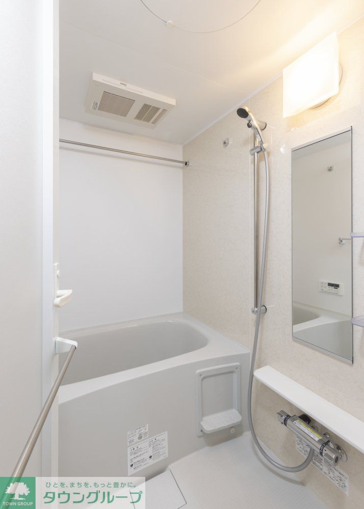 バス・シャワールーム　バス