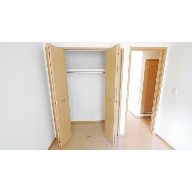 収納　当物件の参考写真です。(同建物の部屋)
