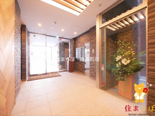 エントランス　共用部の印象も大切に