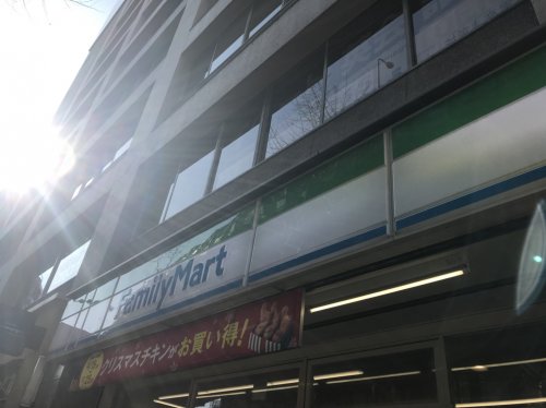 コンビニ　ファミリーマートＫ２梅田茶屋町店（コンビニ）まで349m