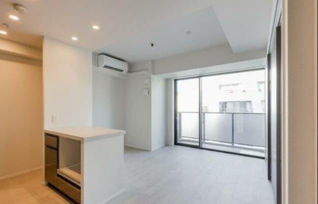 居室・リビング　※別部屋の参考写真です。