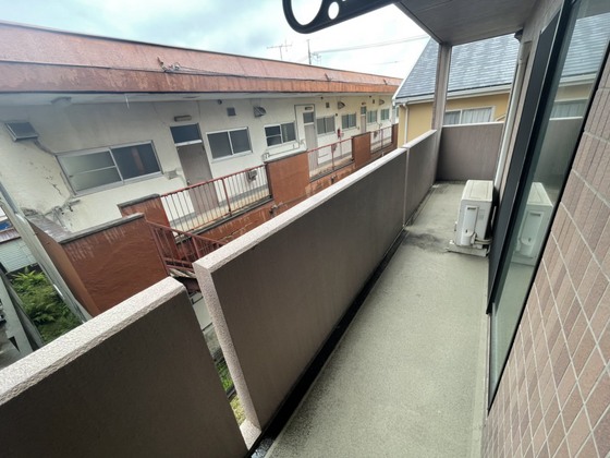 バルコニー　※別部屋の写真です