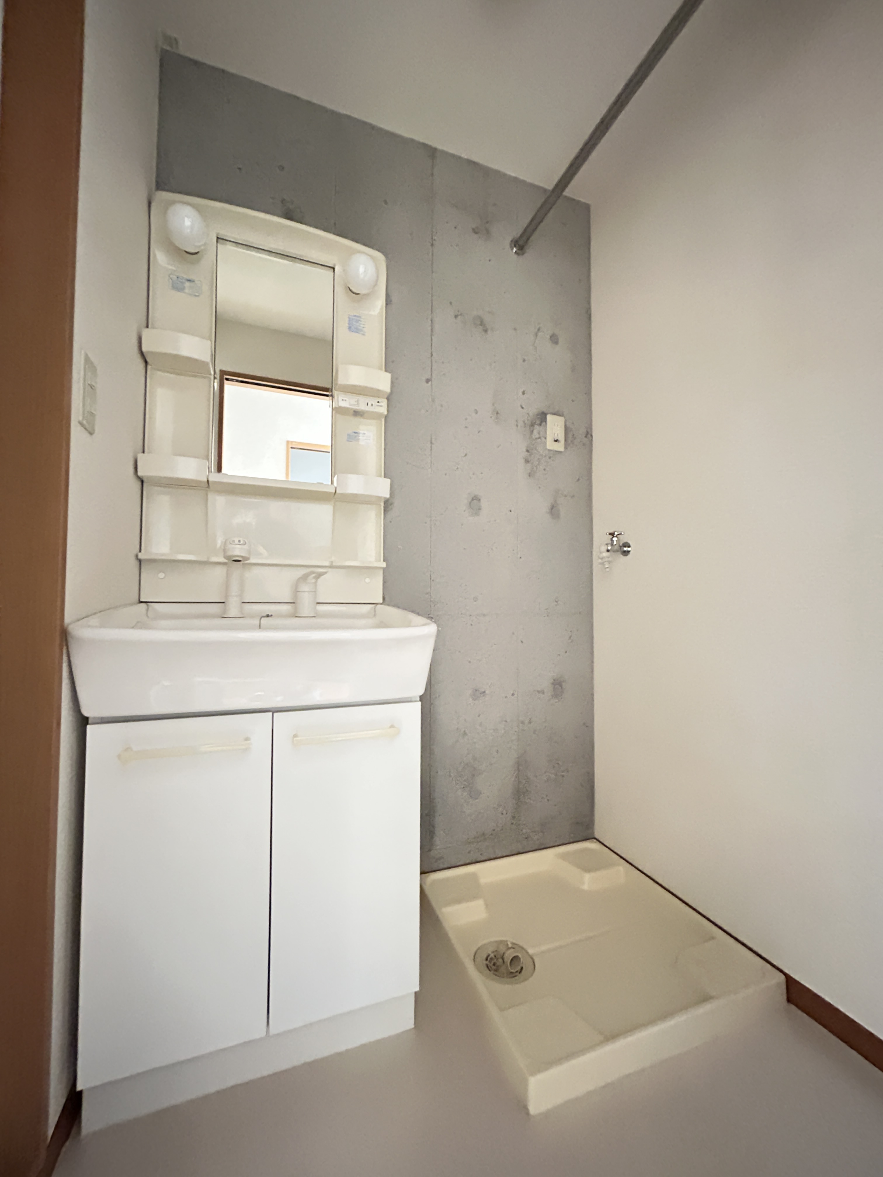 洗面設備　同間取り別部屋参考画像です