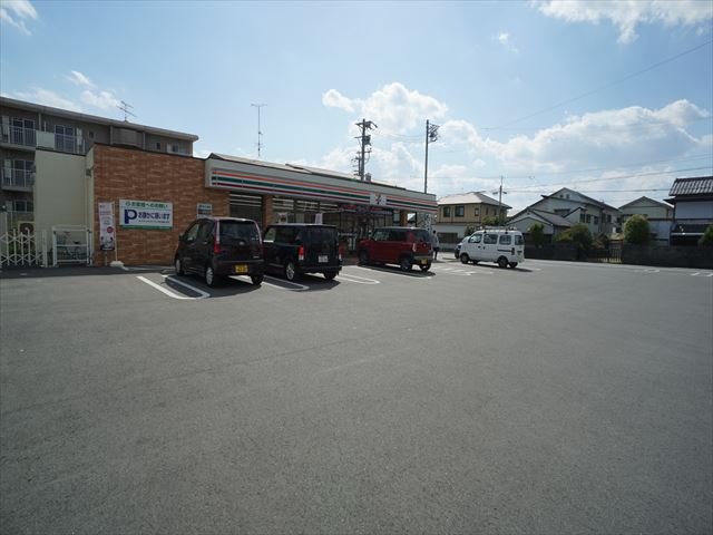 コンビニ　セブンイレブン　浜松曳馬５丁目店（コンビニ）まで600m