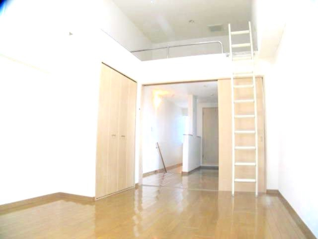 居室・リビング　リビング