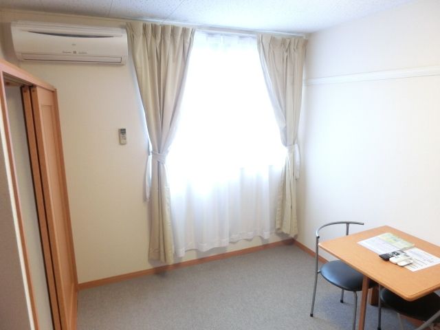 その他部屋・スペース　家具家電付きのお部屋です