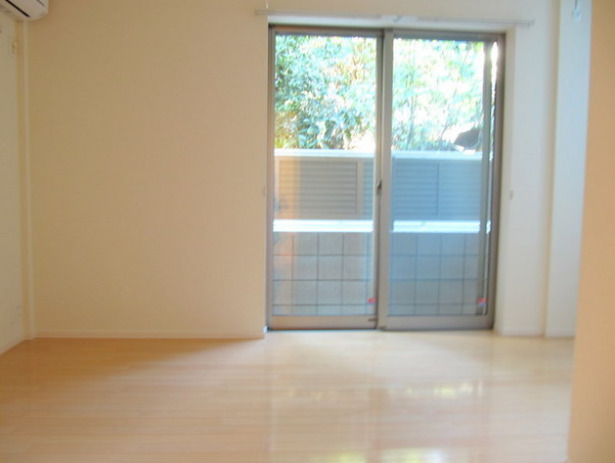 その他部屋・スペース　★明るいフローリングの角部屋です★