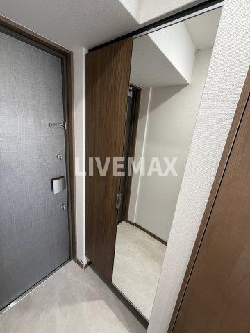 玄関　※別部屋のお写真になります