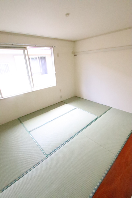 その他部屋・スペース　日当たりの良い和室★