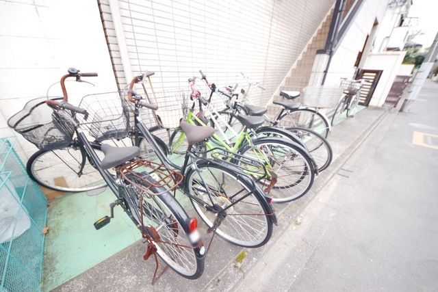 駐車場　★駐輪場★