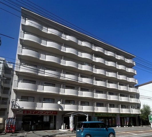 建物外観　外観は落ち着いています